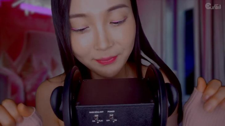 ASMR@Eunzel 女友的粉红色舔耳