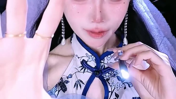 【aki秋水ASMR】秋水充电福利怼脸孔雀鱼采耳视觉触发哄睡视频集 20