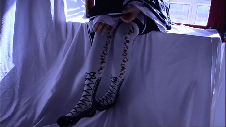 【七七ASMR语调 】丝足配备烧话剧情杀之姐姐教狗玩红绿灯 下