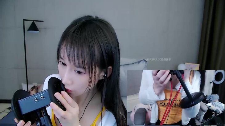 ASMR@阿稀稀大魔王 双机位口腔音和耳朵按摩