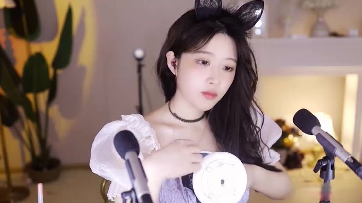 ASMR@大伊伊 心跳kiss