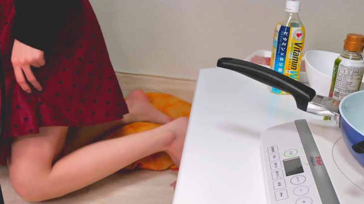 【ASMR利香】お料理♡ピーマンの肉詰めつくる！