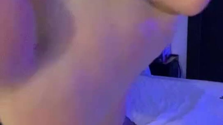 [易直播胆胆】土豪专属定制福利视频 10