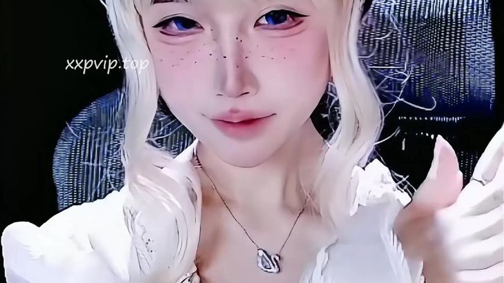【aki秋水ASMR】秋水充电福利怼脸孔雀鱼采耳视觉触发哄睡视频集 10