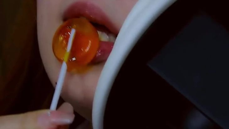 【虎牙白荔芝】ASMR福利哄睡视频 17