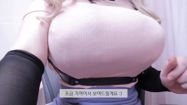 韩国大胸妹量胸围请文明观球