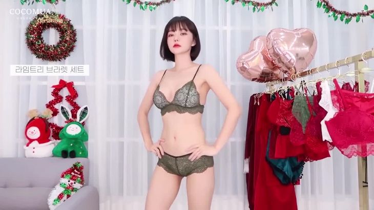 韩国妹妹换衣秀这身材不赖了