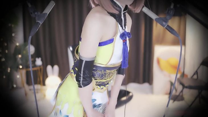 ASMR@阿稀稀大魔王 COS胡桃舔耳