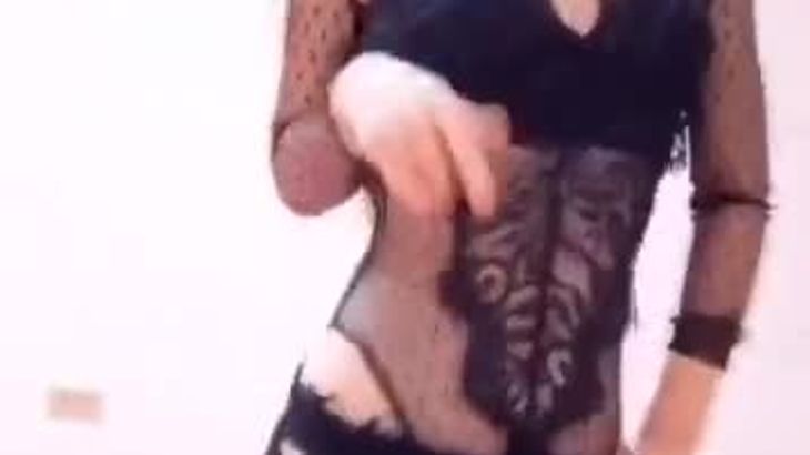 【花椒霞baby】现改名湾流微信福利新增