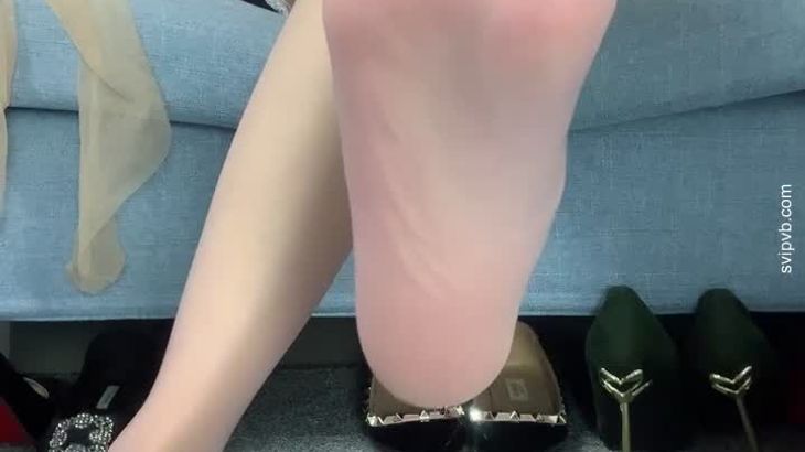 易直播潜水鲸丝足诱惑 4