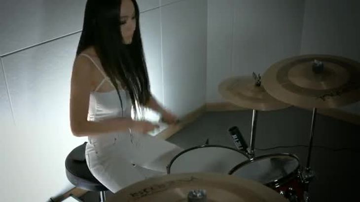 Hysteria 【Muse】 Cover by A-YEON