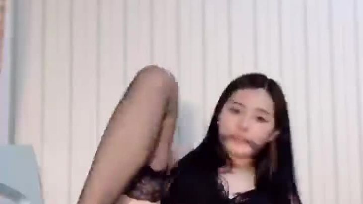 【小智贤】黑丝高跟大长腿