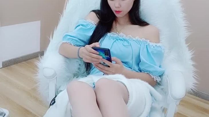 易直播各种丝姬小姐姐录屏福利 50