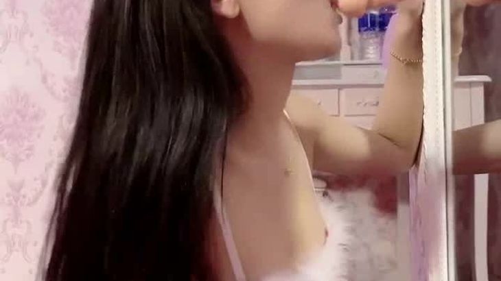 【快手辣条】最新复出福利 14V/5