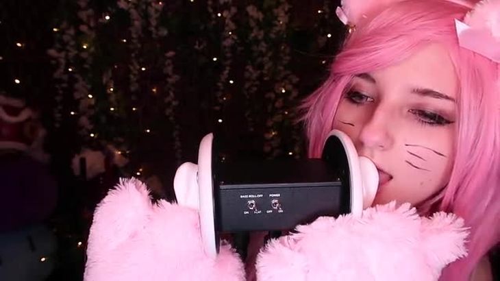 AftynRose ASMR Kitty Ear Licking