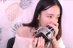 [贝拉助眠直播精华]吃耳朵&按摩&丝袜摩擦