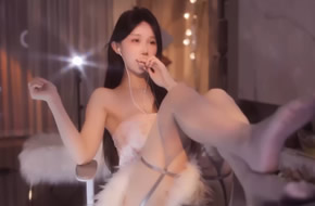 阿稀稀大魔王 下班回家后老婆的放松_足疗_水瓶_倒计时8min