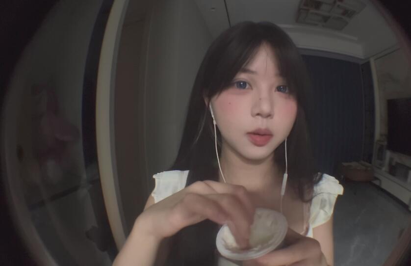 啵啵眠眠 10月限定鱼眼镜头酸奶甜屏.