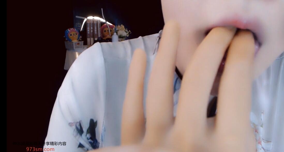 虎牙肉淼淼老公手指好好吃.