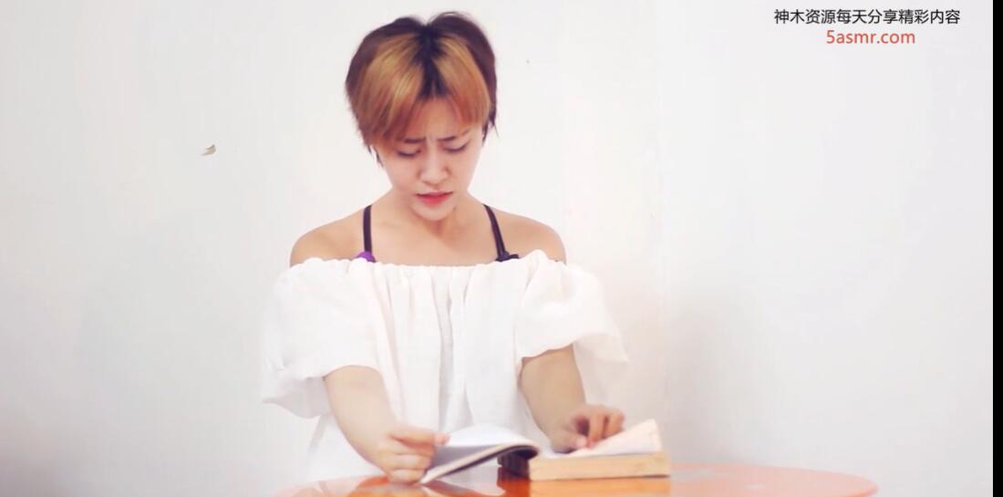 金发小姐姐跳蛋阅读-自备纸巾.