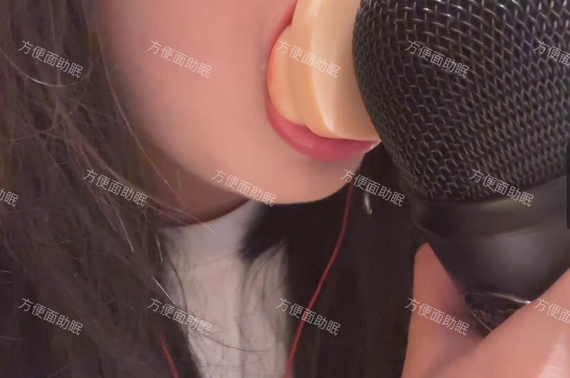方便面助眠ASMR  跳跳糖舔耳.