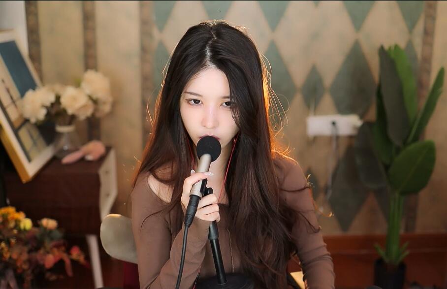 虎牙抱抱er 口腔音.