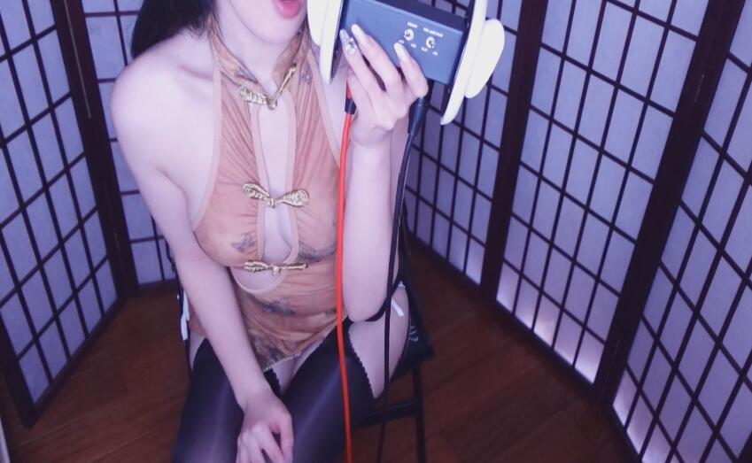 一酱33 26.3月two新品《旗袍》.