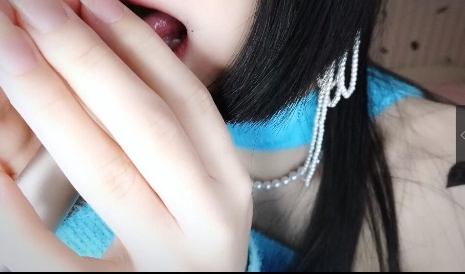 小羊喵ASMR 模拟亲吻~脑内沉沦。.