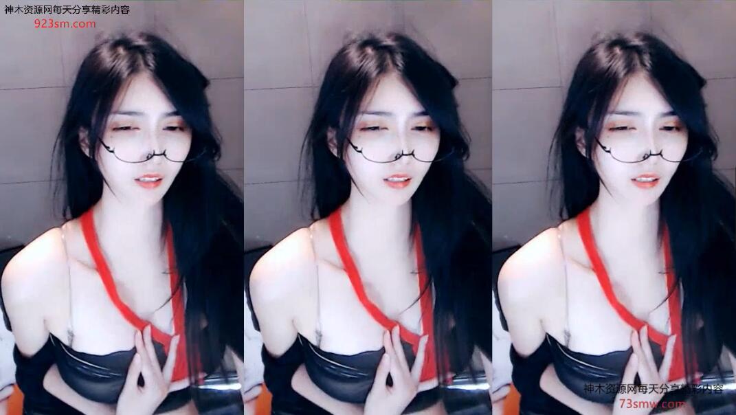 虎牙MH佳佳魔法书热舞合集.