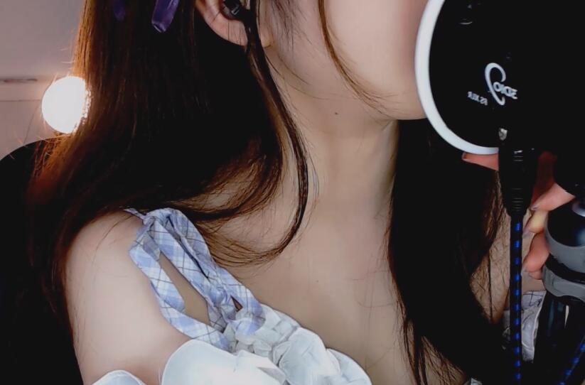 虎牙绮夏ASMR舔耳.