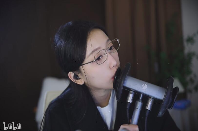 酥酥学姐ASMR 充电视频.