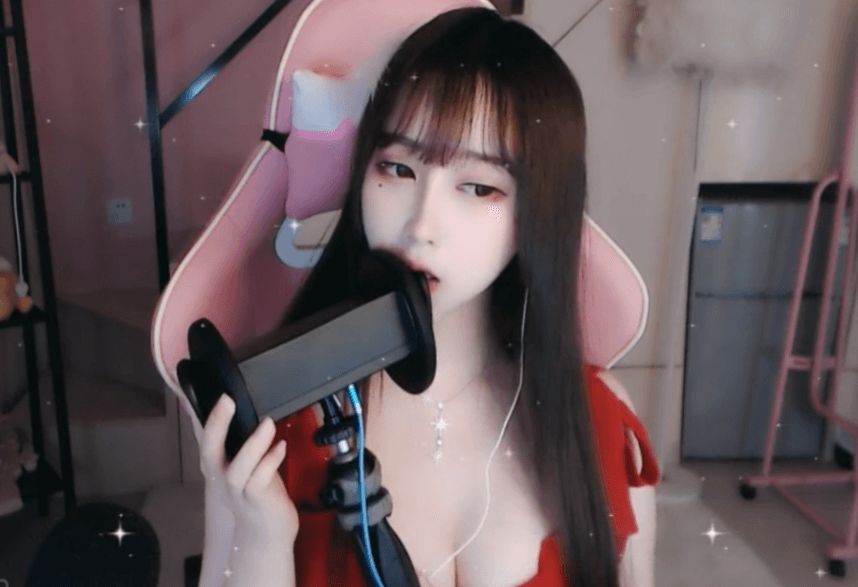 斗鱼尤猫醒醒asmr舔耳飞机福利.