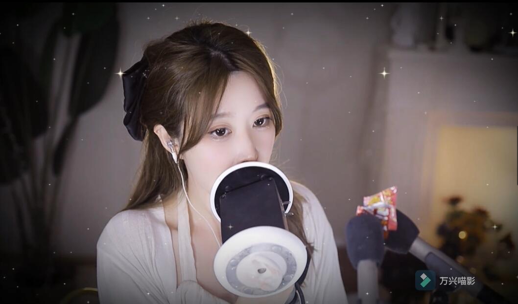 虎牙大伊伊ASMR 舔er跳跳糖.