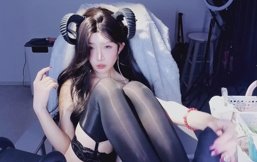 Aki秋水ASMR 20240229魅魔姐姐の深夜袭击~.