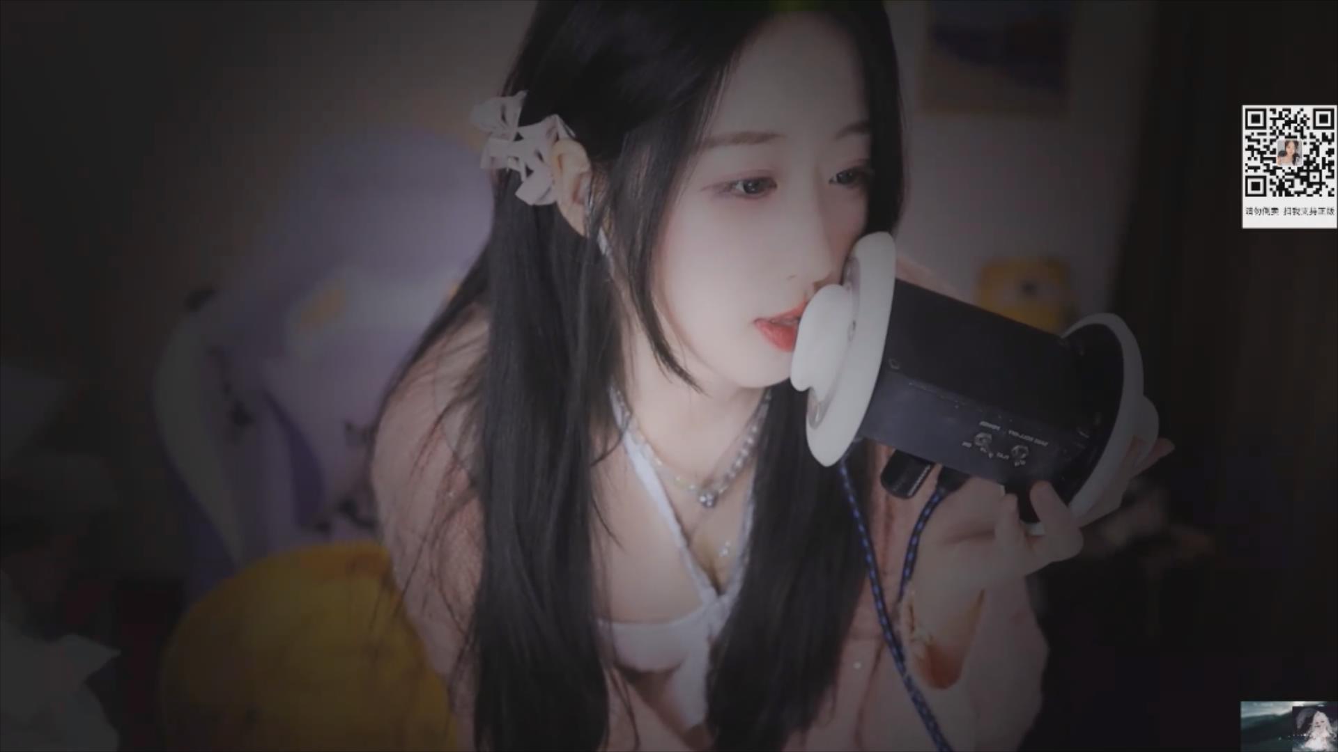 绮夏ASMR 超长舔耳.