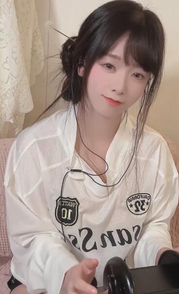 缇雅99让姐姐玩弄你的耳道吧.