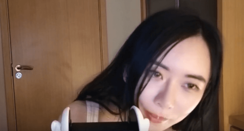 kiki瓜 ASMR 舔耳.