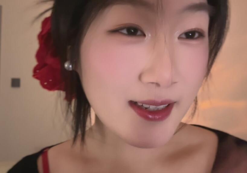 薅一大口香菜 圣诞特辑.