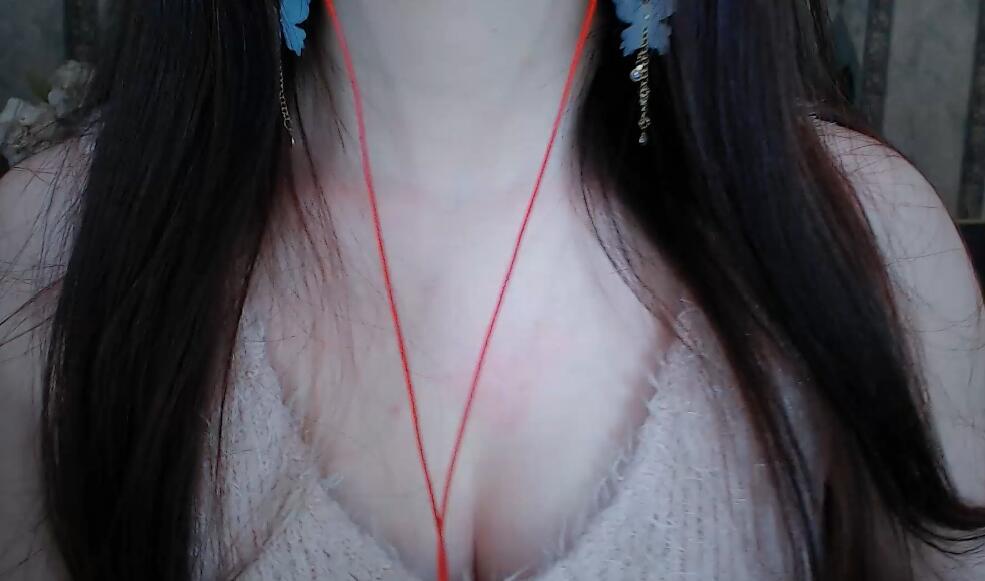 虎牙抱抱er 略略略.