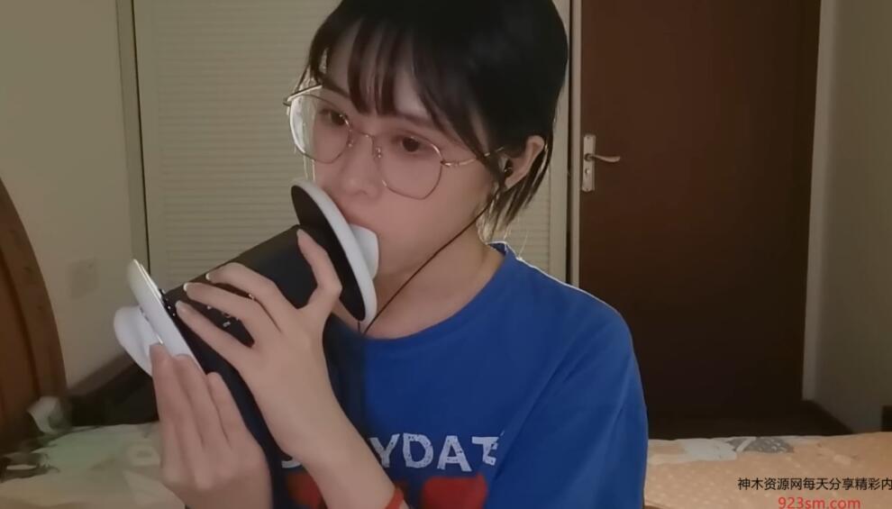 其实不是椰子啦ASMR 舔耳.