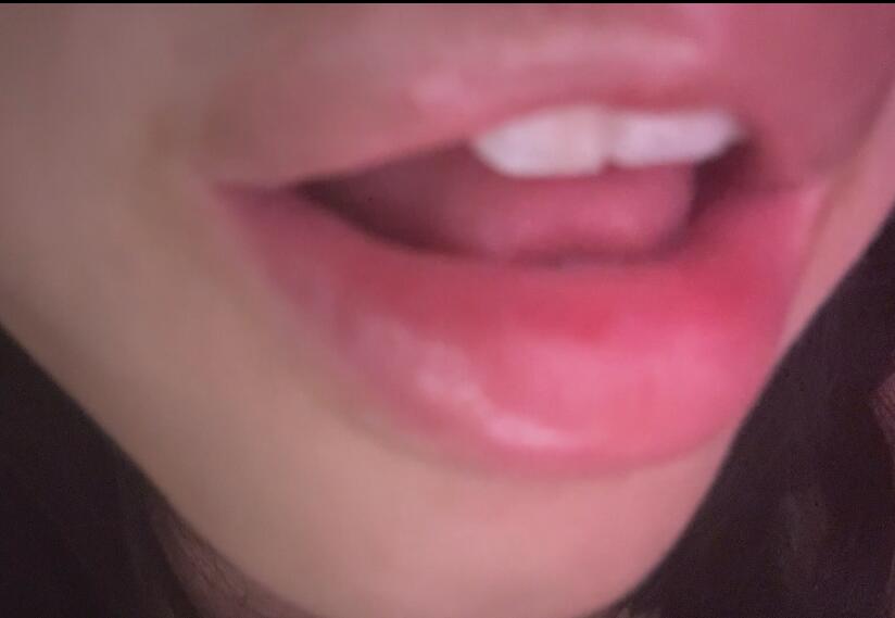 小0觉觉猪.近距离弹舌.