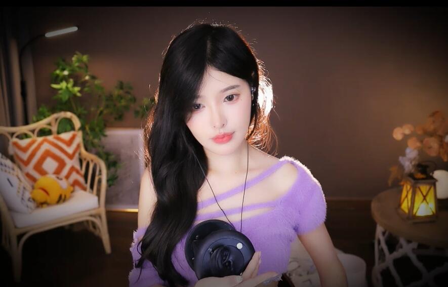 恩七不甜ASMR 一边心跳一边掏耳+吹气.