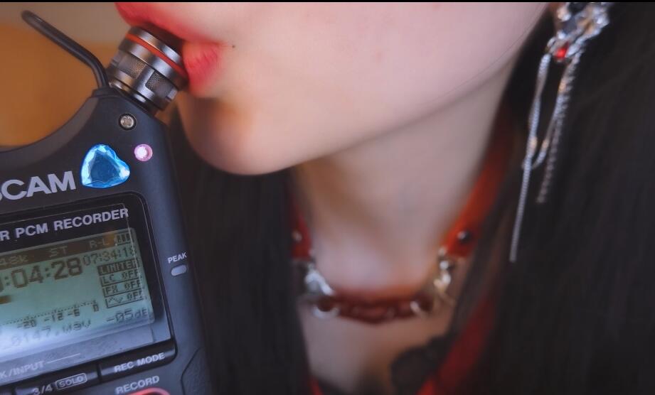 小羊喵ASMR 6月听说多看红色人会变的更幸运呢~.