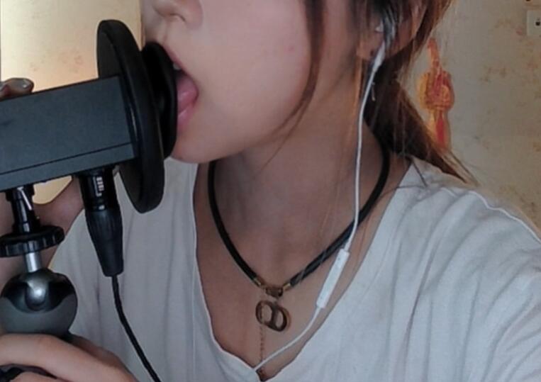 豆沙包好次吗 ASMR舔耳.