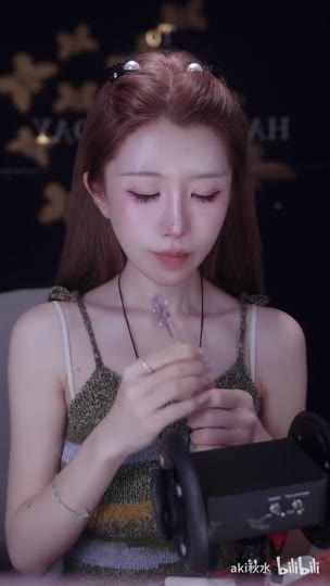 秋水asmr舔舐.