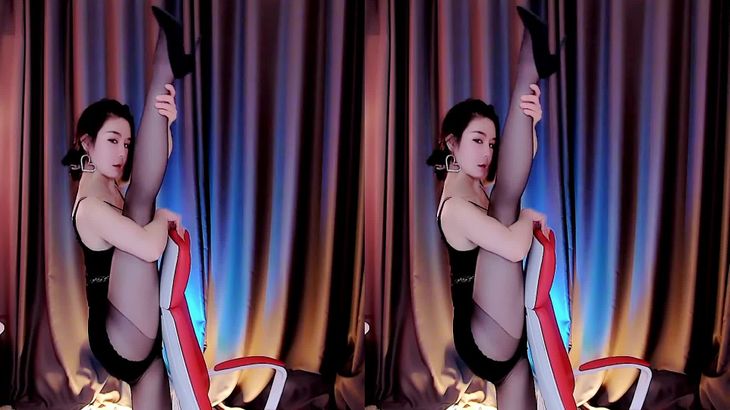 【虎牙舞嫣小妖精】性感舞姬 粉丝定制皮裤抖动热舞合集 5