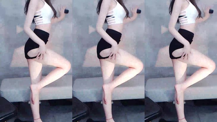 【虎牙子恩是个淘气包】高颜值主播 魔法书定制热舞 10