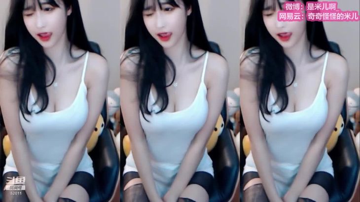 【斗鱼米儿】手撕丝袜，诱惑美腿