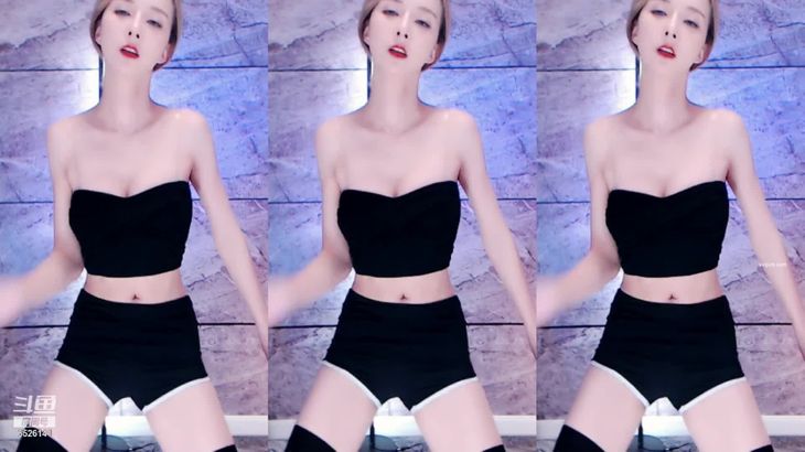 【斗鱼小熙米】极品腰精 热舞精选集 亮点特别多 烧的要命~ 23