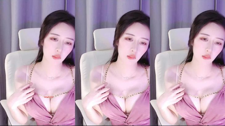 【斗鱼辣条SSS】顶级性感尤物主播 土豪定制福利烧舞合集! 8